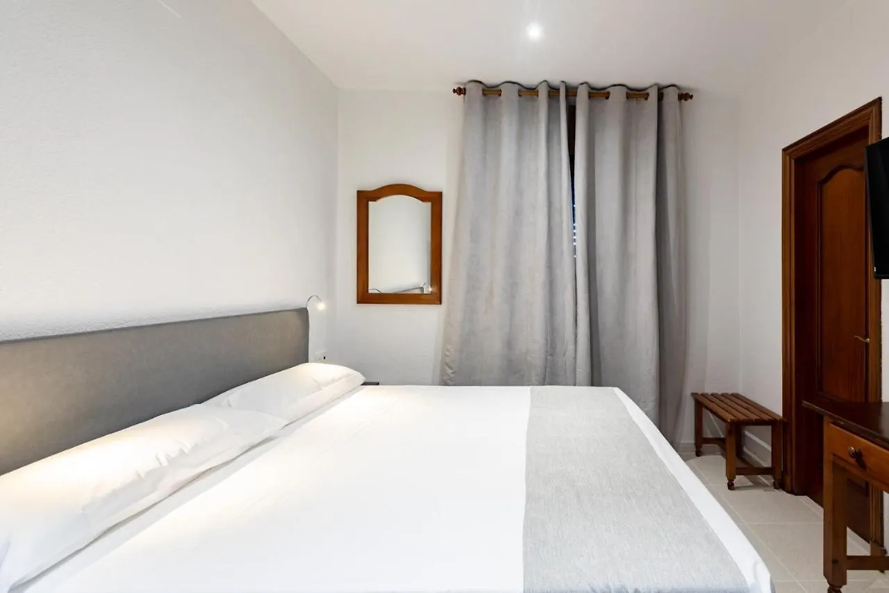 Hostal La Costa El Ejido Guest house
