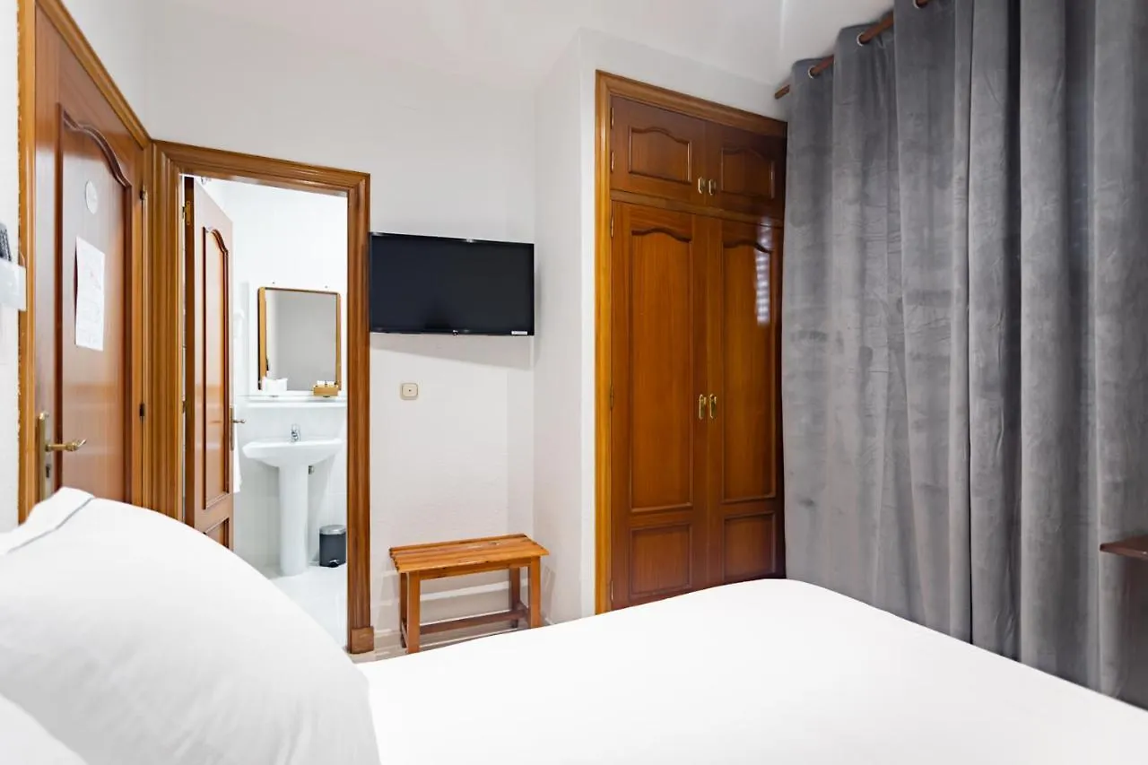 Hostal La Costa El Ejido Guest house