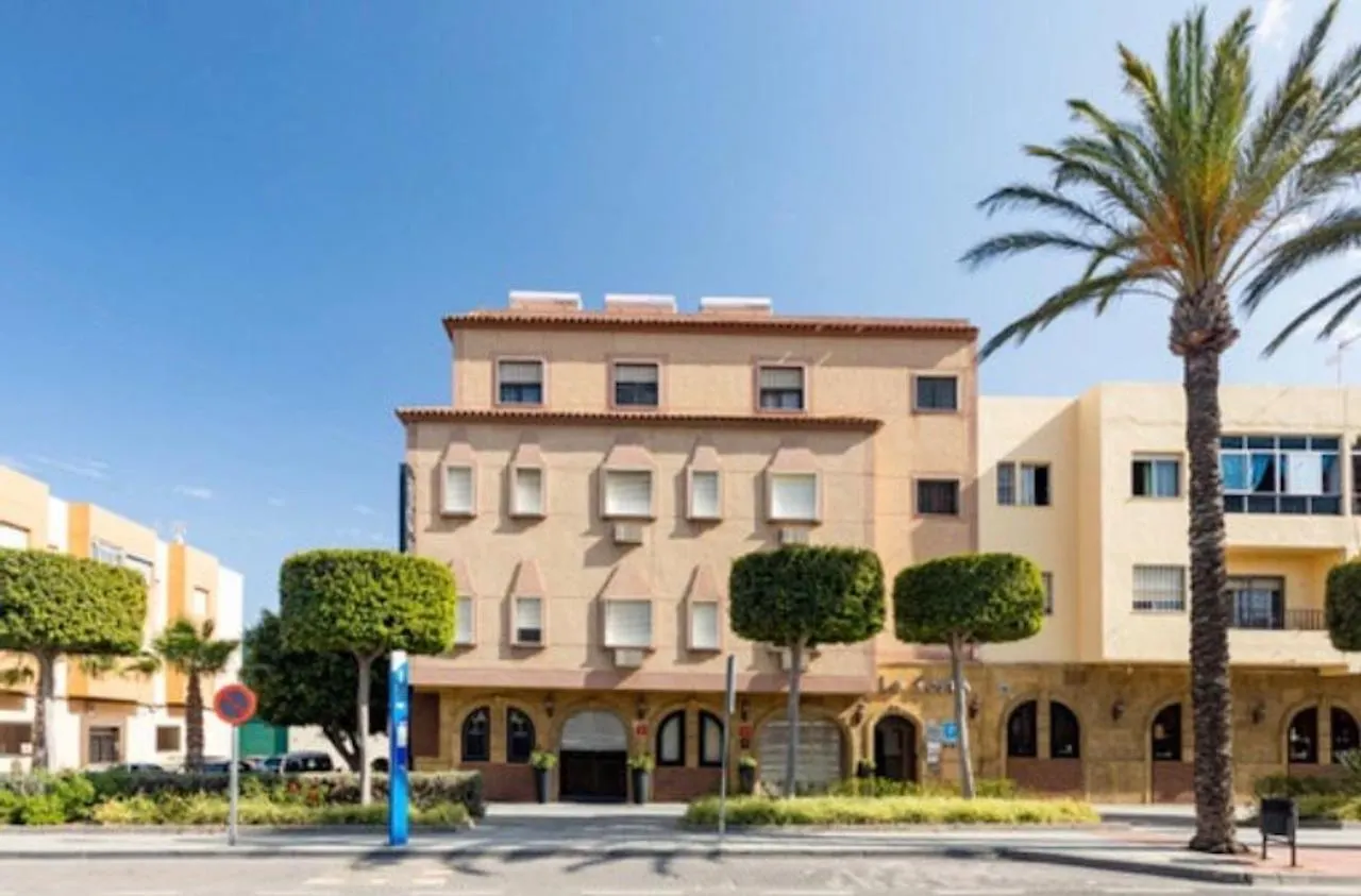 Guest house Hostal La Costa El Ejido